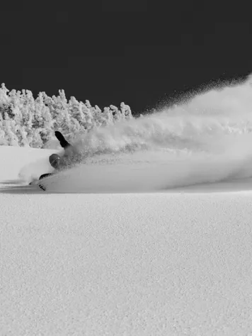 Ultra Mountain Twin Snowboard 5 Ultra Mountain Twin Snowboard - Image 3